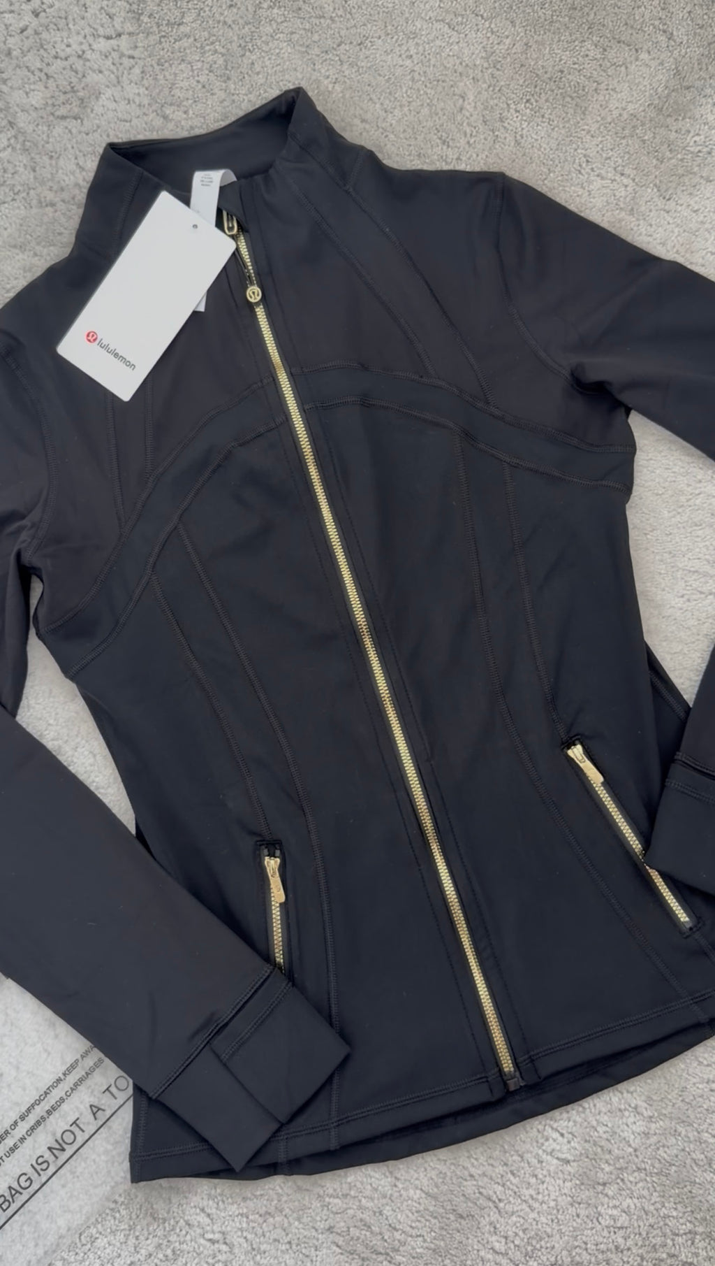 Lulu define jacket